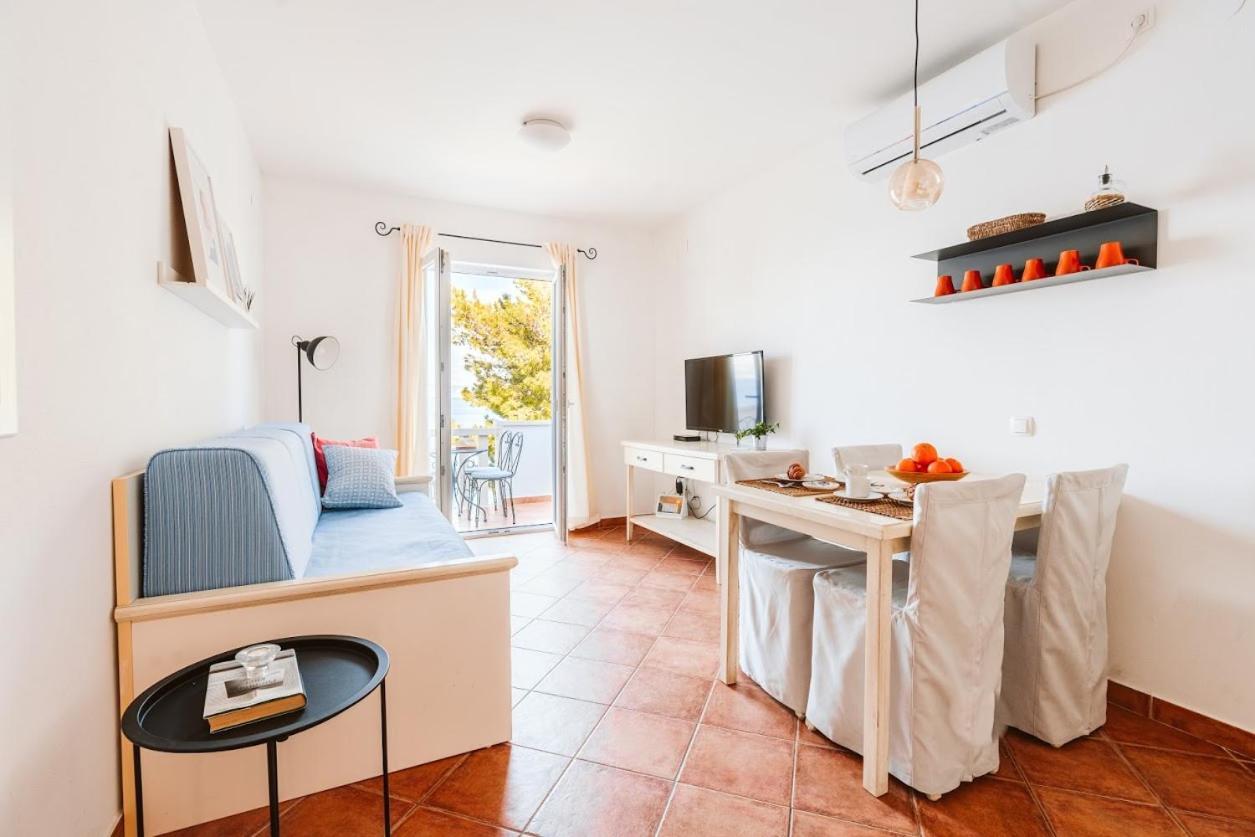 Sutivan Best Apartments Luaran gambar