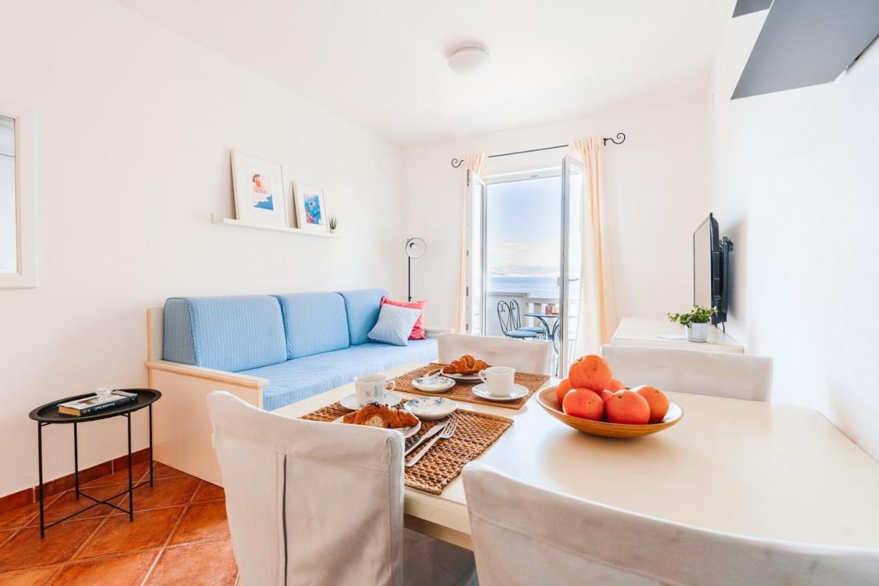 Sutivan Best Apartments Luaran gambar