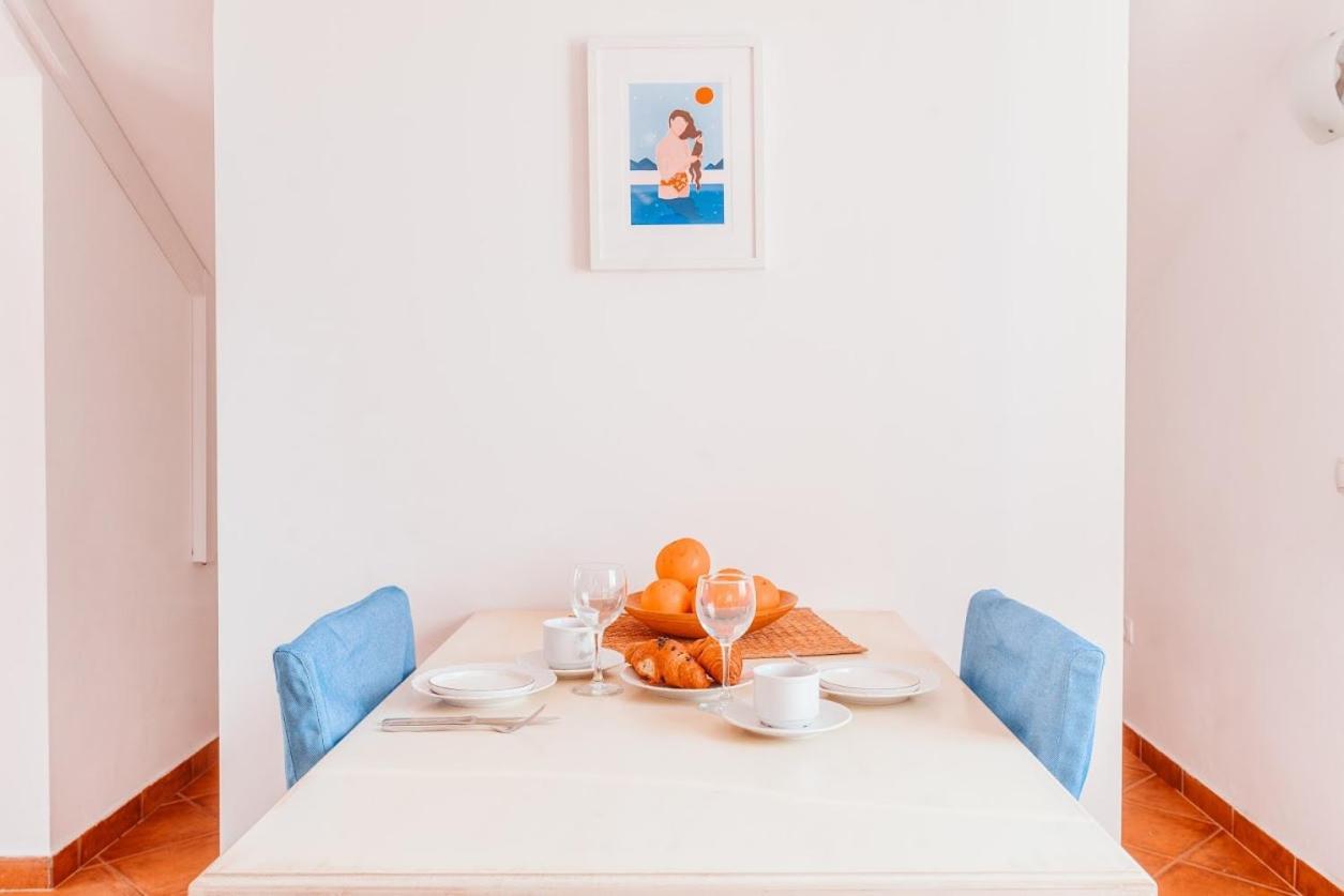 Sutivan Best Apartments Luaran gambar